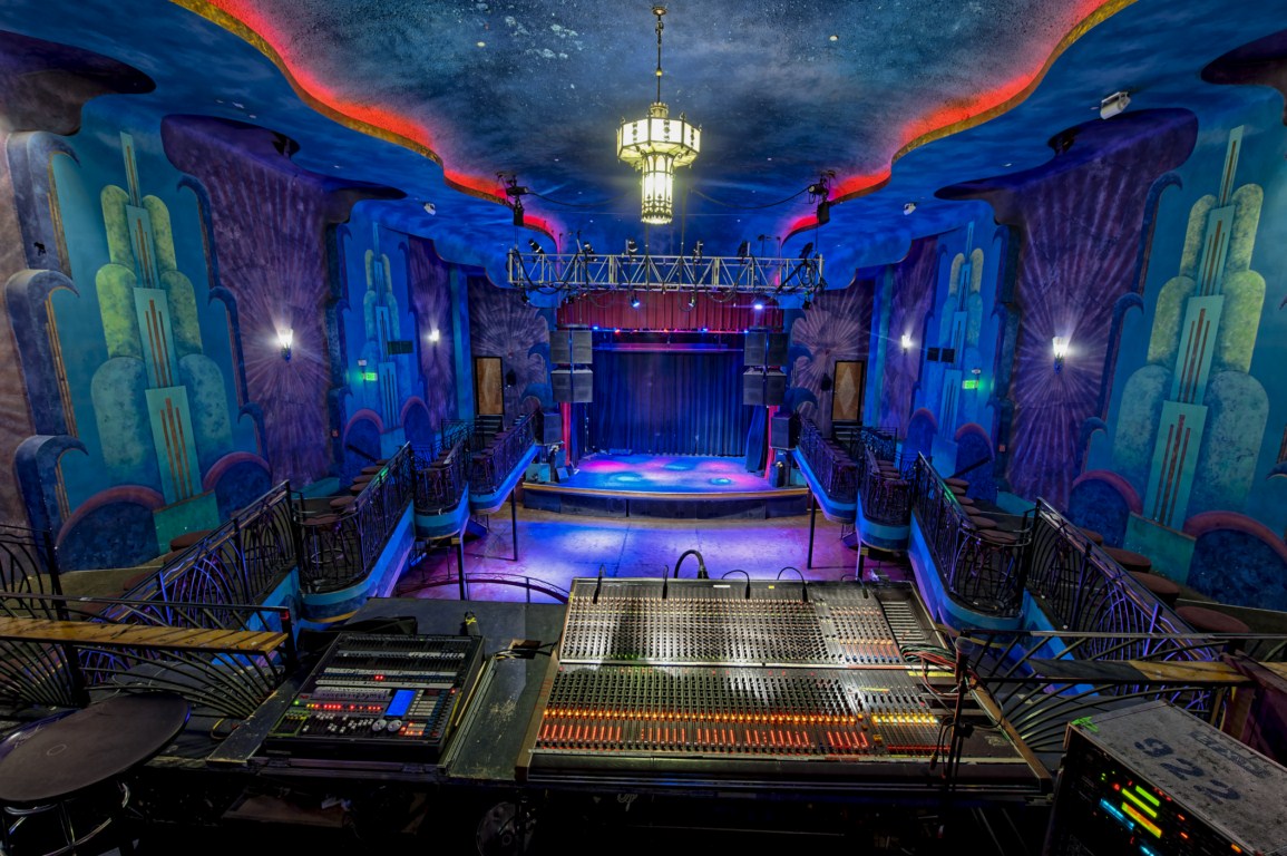 Gothic Theatre - Photo 8